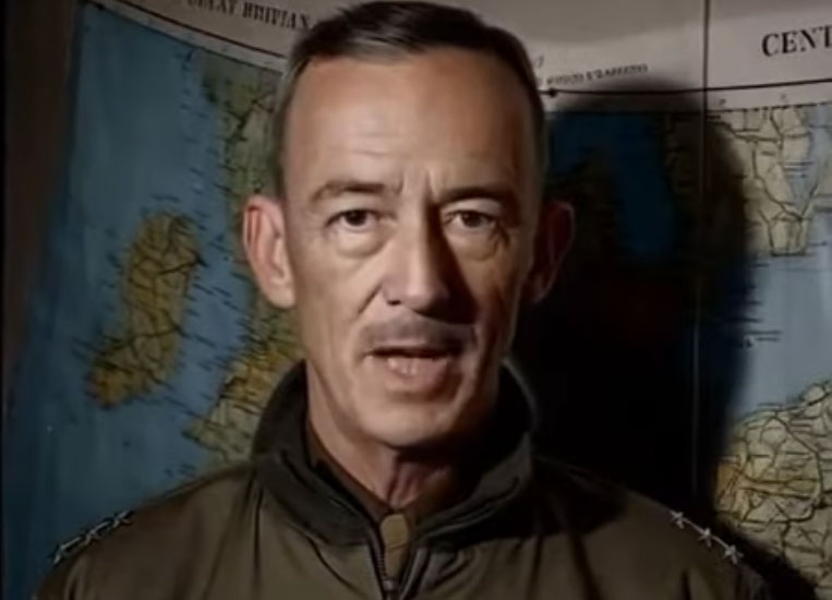 General-Courntey-Hodges-US-Army